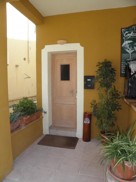 Hostal Doris Colonia de Sant Jordi Exterior foto